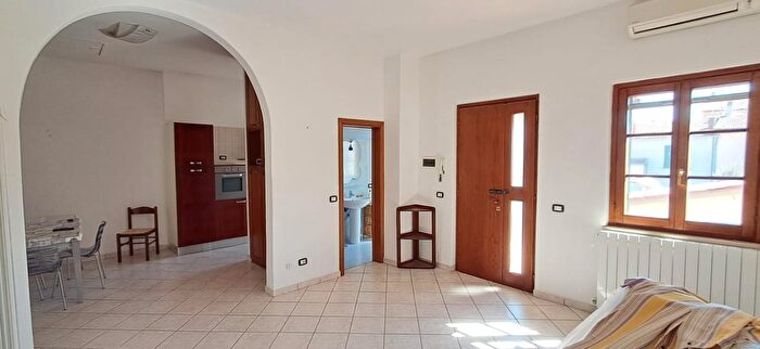 Appartamento trilocale in vendita in Volterra