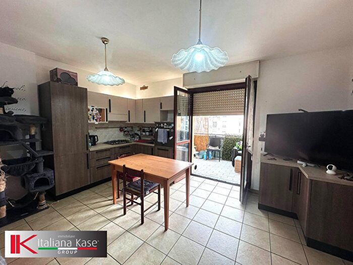 Appartamento bilocale in vendita in Via La Thuile, Torino