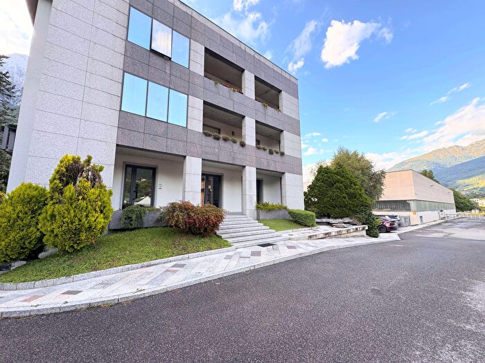 Appartamento quadrilocale in vendita in Via Brendibusio, Braone