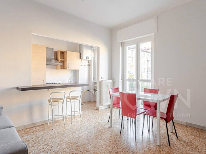 Appartamento bilocale in affitto in Via Savona, Giambellino, Milano