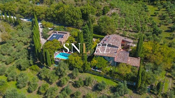 Casa con 6 locali in vendita in Via Roma, Gaiole In Chianti