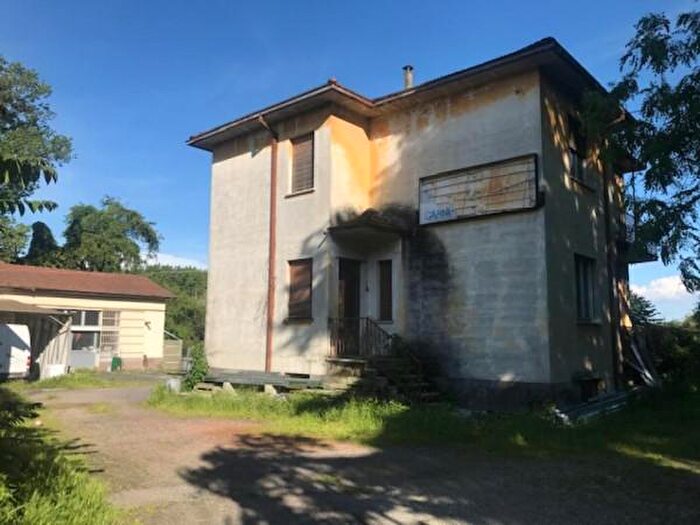 Casa con 6 locali in vendita in Via Vignali Santa, SantAngelo Lodigiano