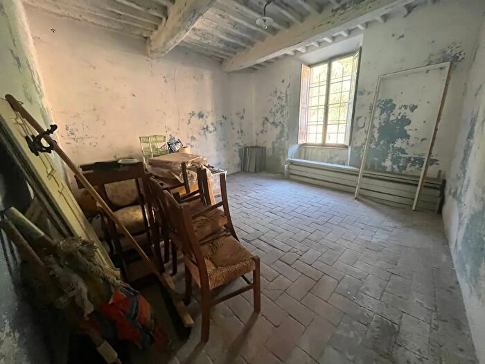 Casa con 14 locali in vendita in Via Nazionale, Vicopisano