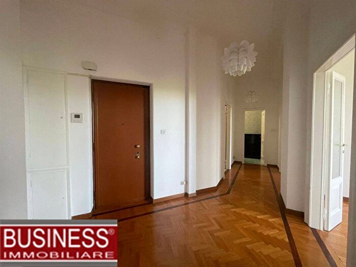 Appartamento bilocale in affitto in Piazzale Aquileia, Dezza, Milano