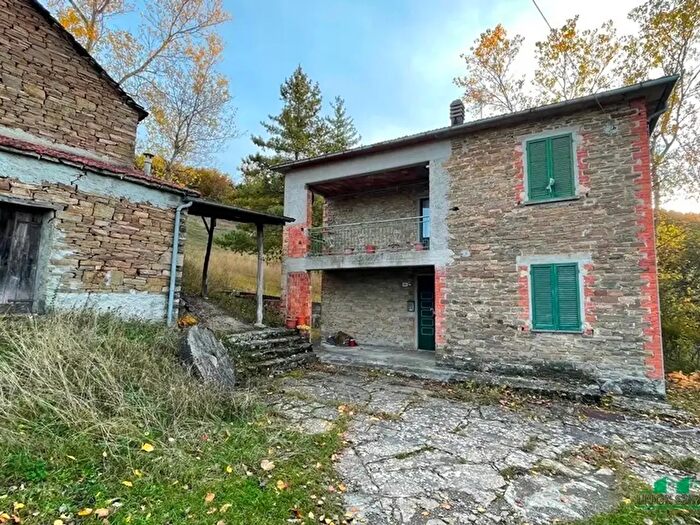 Casa con 5 locali in vendita in Pessola Casa Gasparone, Varsi