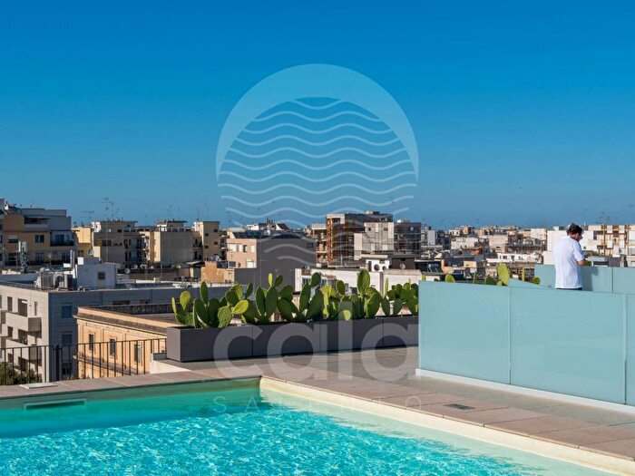 Appartamento bilocale in affitto in Piazza Giuseppe Libertini, Centro Storico, Lecce