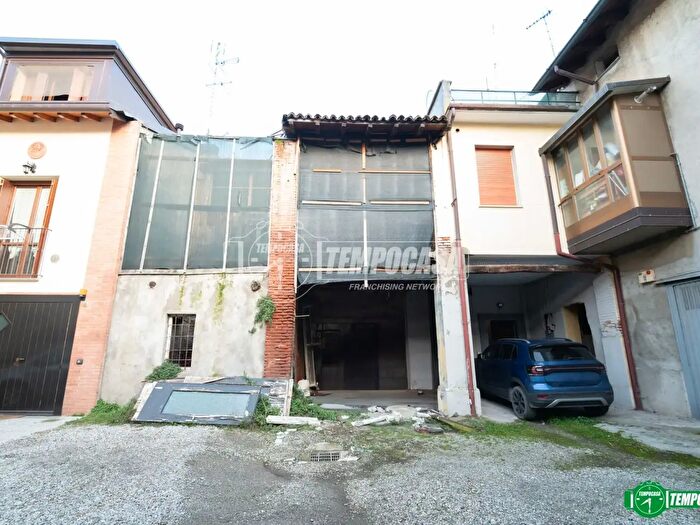 Appartamento in vendita in Via San Carlo, Triuggio