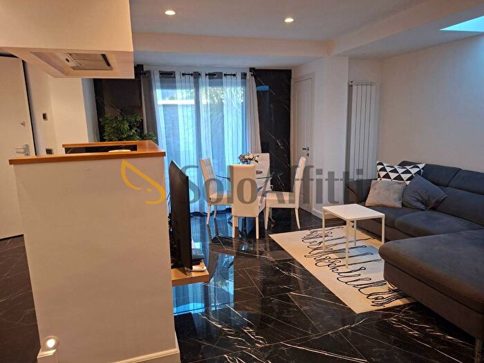 Appartamento bilocale in affitto in Via Anagnina, Anagnina, Grottaferrata