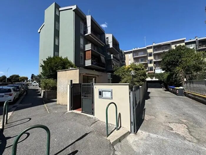 Appartamento con 5 locali in vendita in Via Menandro, Roma