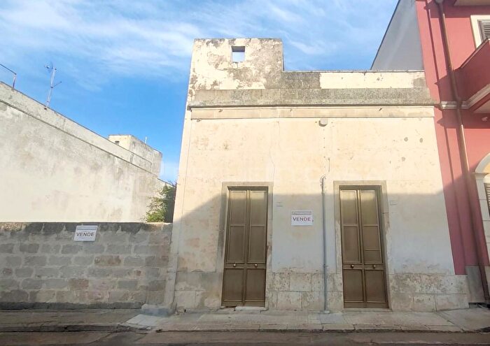 Casa quadrilocale in vendita in Via XXIV Maggio, Soleto