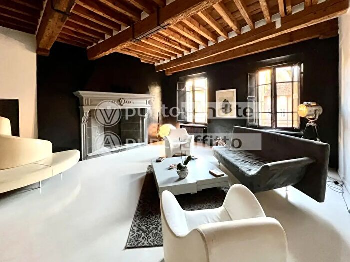 Appartamento con 5 locali in vendita in a della Cervia, Lucca