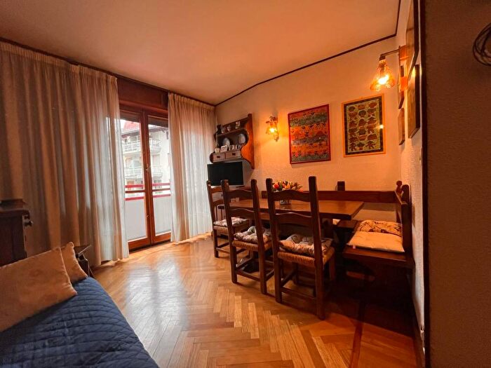 Appartamento bilocale in affitto in Viale Callet, Centro, Bardonecchia