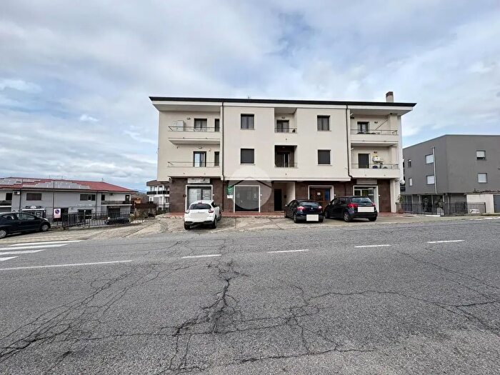 Appartamento trilocale in vendita in Via Gen Carlo Alberto dalla Chiesa, Montalto Uffugo