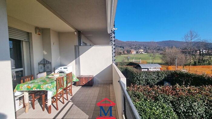 Appartamento trilocale in vendita in Via Girolamo Regazzoni, Bergamo