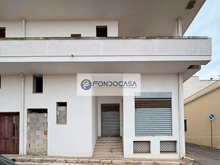 Appartamento quadrilocale in vendita in Via Magenta, Casarano