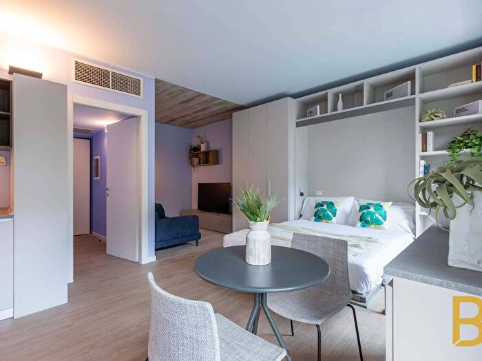 Appartamento monolocale in affitto in Via Valsugana, Ripamonti Fondazione Prada, Milano