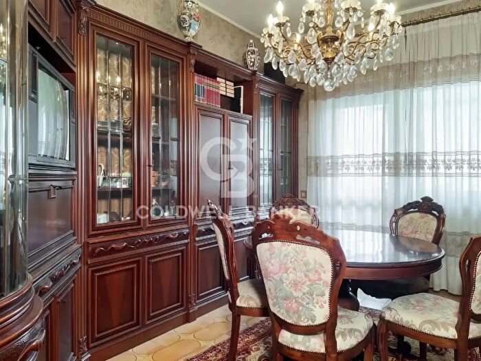 Appartamento trilocale in vendita in Via di Casalotti, Roma