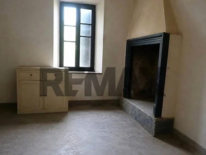 Casa con 5 locali in vendita in Serina