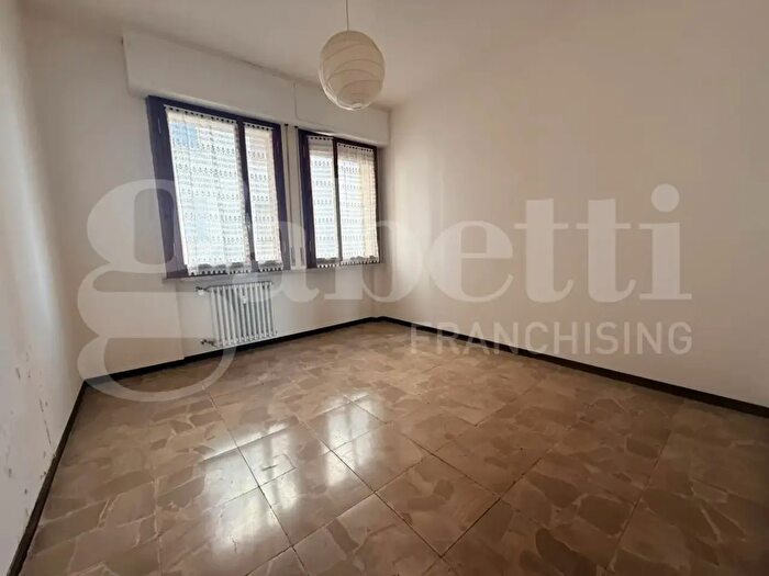 Appartamento con 5 locali in vendita in Pistoia