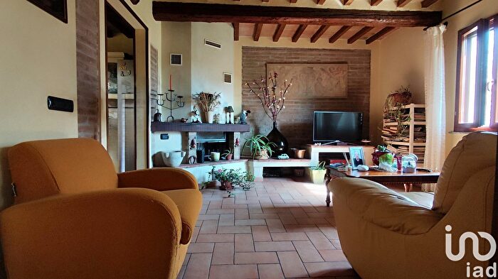 Appartamento con 5 locali in vendita in Via Pietro Micca, Reggio Emilia