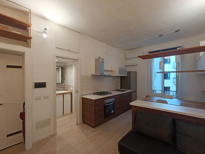 Appartamento bilocale in affitto in Via Plinio, Morgagni, Milano