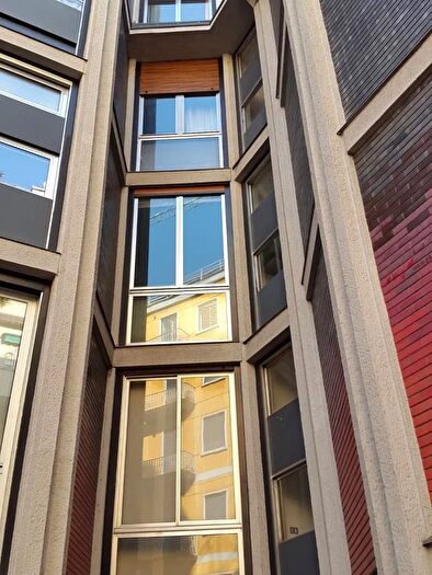 Appartamento con 5 locali in vendita in Via dellAnnunciata Milano Milano, Milano