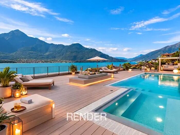 Appartamento trilocale in vendita in Gera Lario