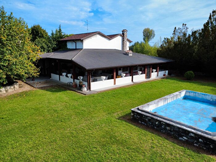 Casa con 6 locali in vendita in Casali Moretton, Palazzolo Dello Stella