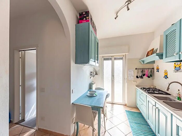 Casa bilocale in vendita in Via Alberto da Giussano, Rescaldina