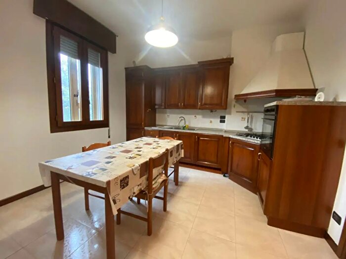 Appartamento trilocale in affitto in Via l Coletti, Venezia