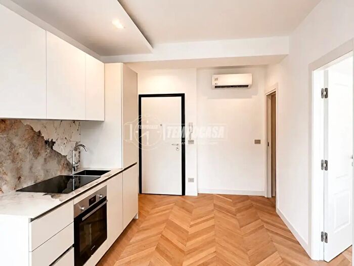 Appartamento bilocale in vendita in Via Gustavo Fara, Milano