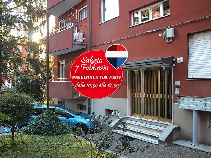 Appartamento trilocale in vendita in Via Cantoreggio, Varese