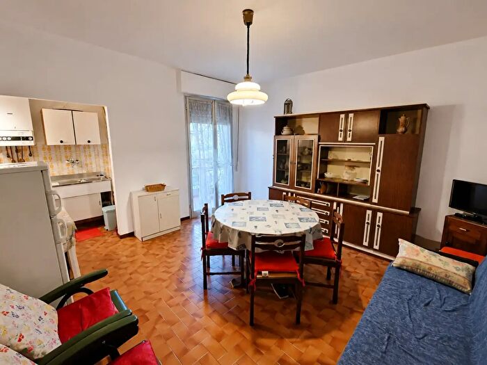 Appartamento trilocale in vendita in a Pardini, Montignoso
