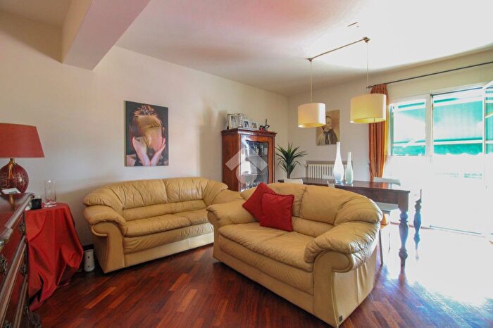 Appartamento trilocale in vendita in Via Dante Alighieri, Lumezzane