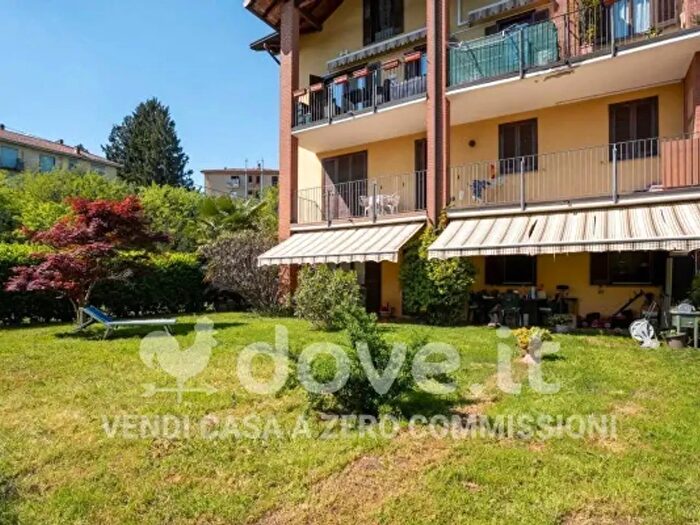 Appartamento bilocale in vendita in Via Giambologna, Varese