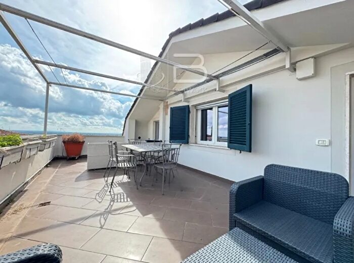 Appartamento trilocale in vendita in Montecatini Terme