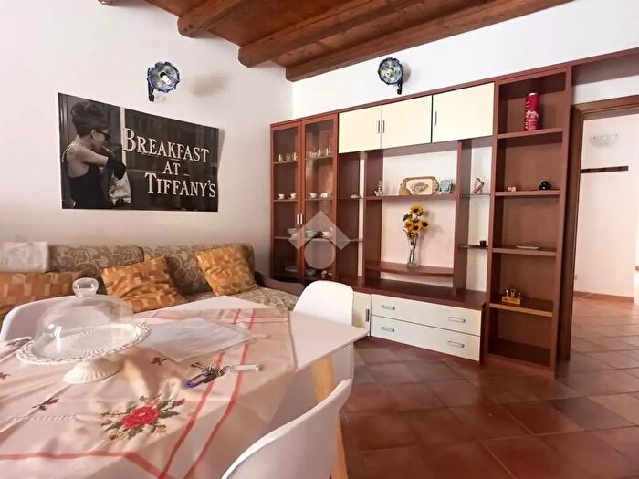 Casa quadrilocale in vendita in Via C Colombo, Balestrate