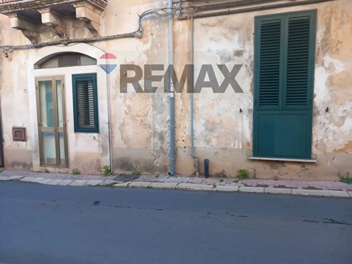 Appartamento quadrilocale in vendita in Corso Nino Barone, Modica