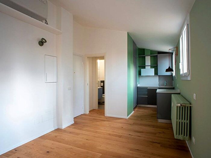 Appartamento bilocale in affitto in Corso Venezia, San Babila, Milano