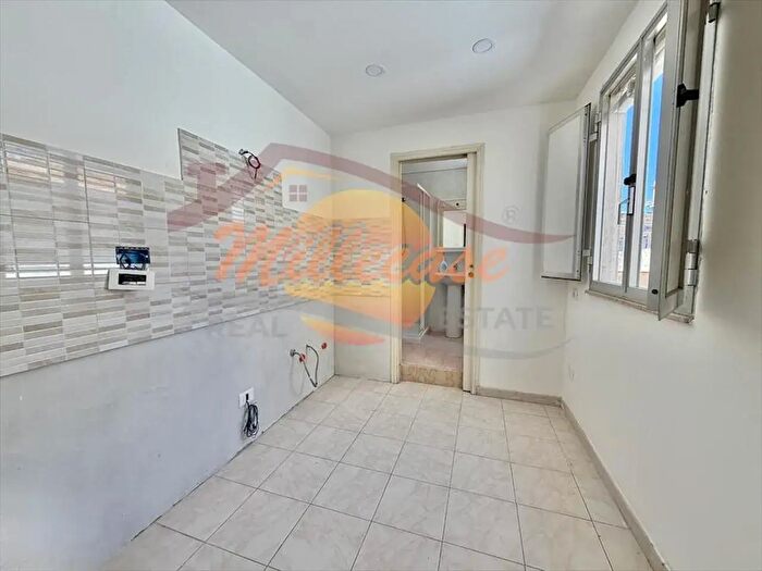 Appartamento bilocale in vendita in Via Pasubio, Siracusa