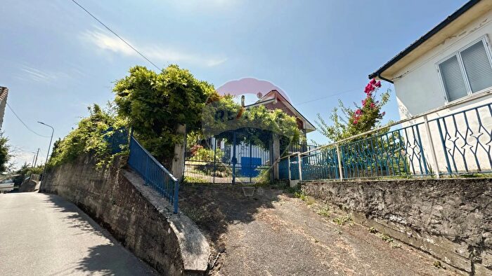 Casa con 9 locali in vendita in Via San Pasquale, Morsasco