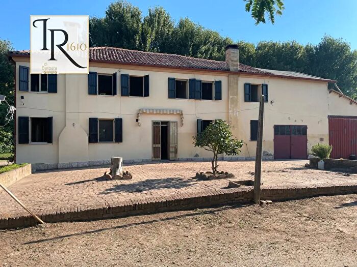 Casa con 5 locali in vendita in Villa Bartolomea