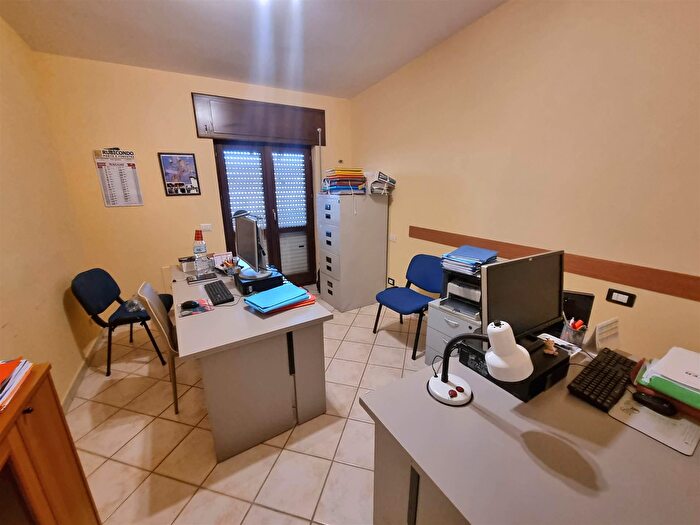 Appartamento quadrilocale in vendita in Via Pastene, Montemiletto