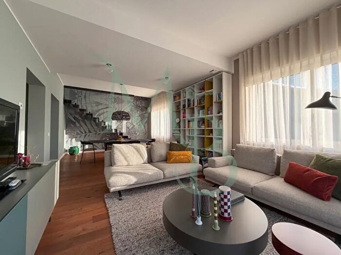 Casa con 6 locali in vendita in Via Manno della Branca, Padova