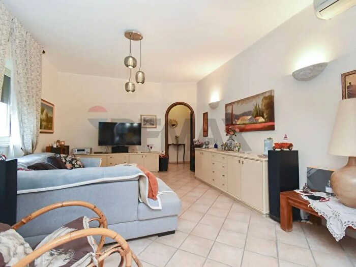 Appartamento trilocale in vendita in Via dellAlloro, Misterbianco