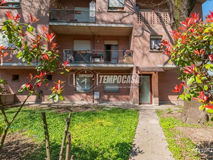 Appartamento trilocale in vendita in Piazza della Terra, San Martino In Rio