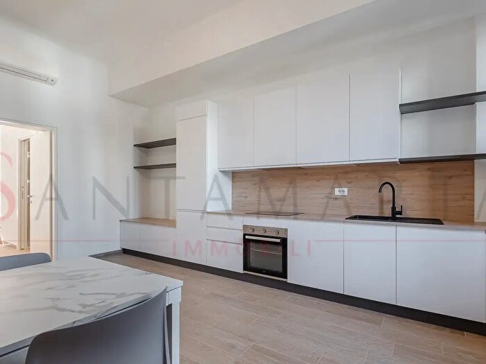 Appartamento bilocale in vendita in Via Savona, Milano