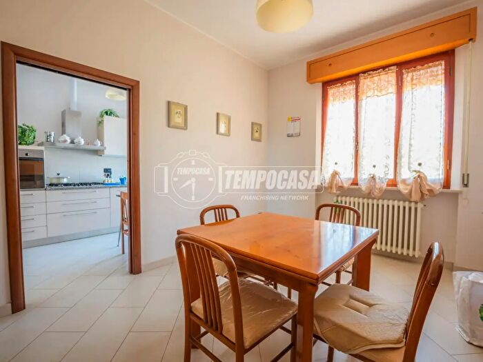 Appartamento quadrilocale in vendita in Via Villanova Montignano, Senigallia