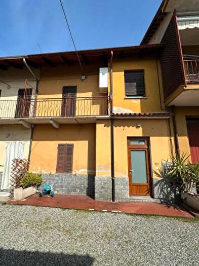 Casa trilocale in vendita in Via Cesare Battisti, Cossato