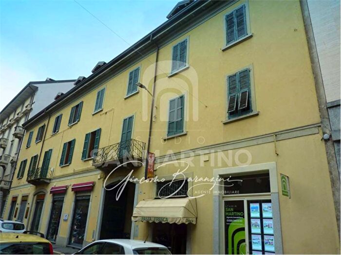 Appartamento monolocale in affitto in Via Cavour, Centro, Varese